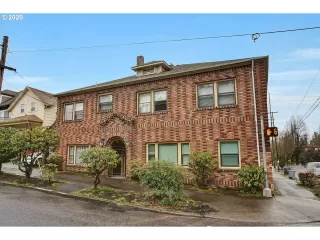 More Details about MLS # 20402239 : 2436 SW 5TH AVE