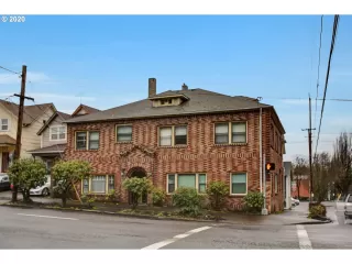 Photo #1: 20402239 Listing