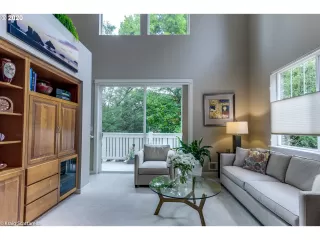 Photo #1: 20402502 Listing 