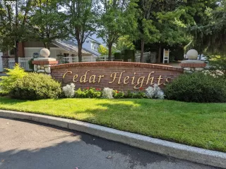 Photo #6: 20404461 Listing