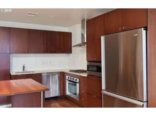 Photo #3: 20404468 Listing 