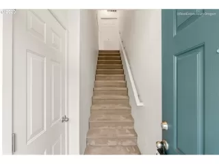 Photo #3: 20405825 Listing