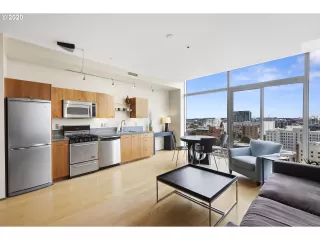 Photo #4: 20406439 Listing 