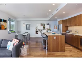 Photo #1: 20407392 Listing