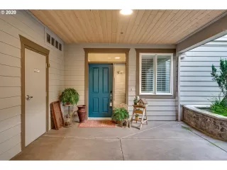 Photo #1: 20407424 Listing