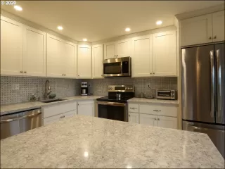 Photo #6: 20408534 Listing 