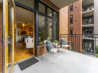 Photo #3: 20413945 Listing 