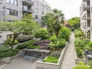 Photo #5: 20413945 Listing 