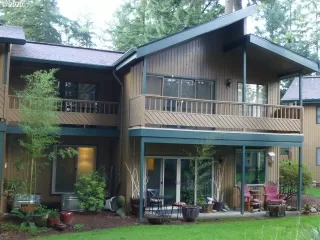 Photo #1: 20414710 Listing
