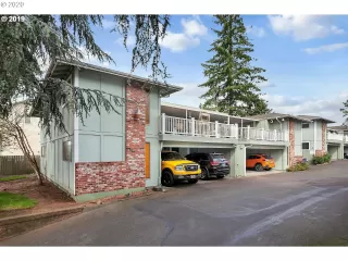 Photo #6: 20415474 Listing 