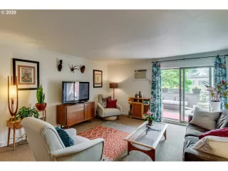 Photo #3: 20417587 Listing