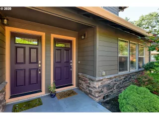 Photo #1: 20418126 Listing