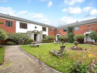 Photo #1: 20420363 Listing 