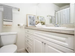 Photo #1: 20421850 Listing 