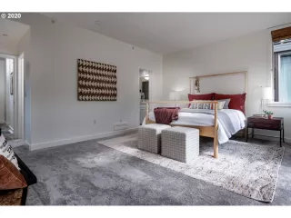 Photo #5: 20421850 Listing 