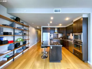 Photo #4: 20424450 Listing 