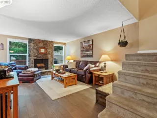 Photo #1: 20428620 Listing