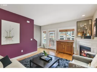 Photo #4: 20431175 Listing 