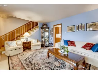 Photo #3: 20431806 Listing 