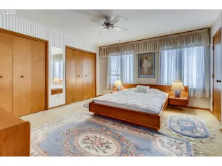 Photo #6: 20431806 Listing 