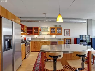 Photo #3: 20432685 Listing 