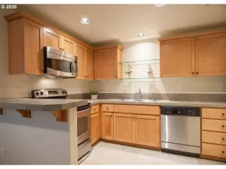 Photo #1: 20435425 Listing 