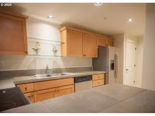 Photo #2: 20435425 Listing 