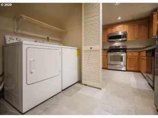 Photo #3: 20435425 Listing 