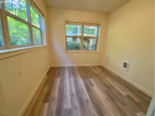 Photo #6: 20435425 Listing 