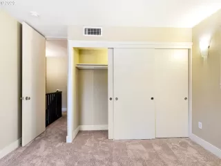 Photo #2: 20435519 Listing