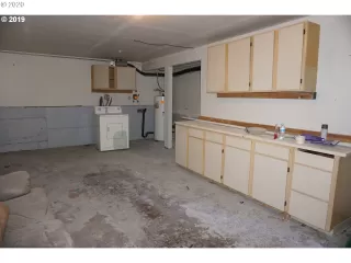 Photo #6: 20436347 Listing