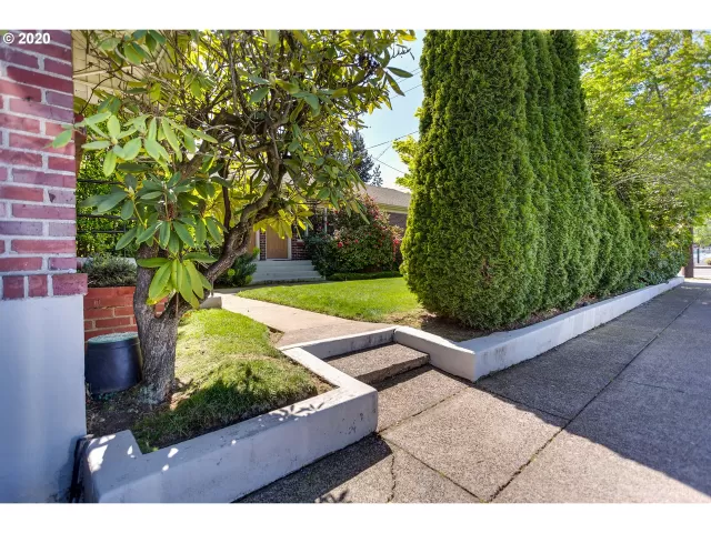 MLS: 20437404 Condo For Sale