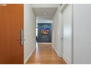 Photo #2: 20438745 Listing