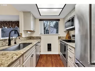 Photo #1: 20441453 Listing