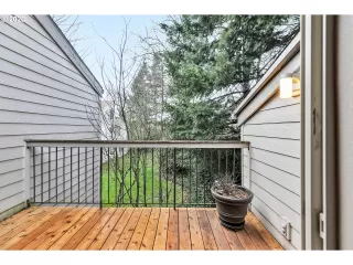 Photo #6: 20441453 Listing