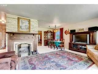 Photo #4: 20441488 Listing 