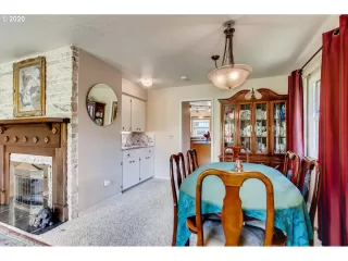 Photo #5: 20441488 Listing 