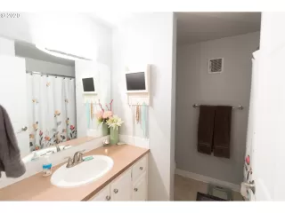Photo #1: 20441755 Listing