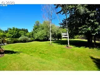 Photo #1: 20443496 Listing