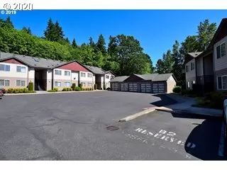 Photo #2: 20443496 Listing