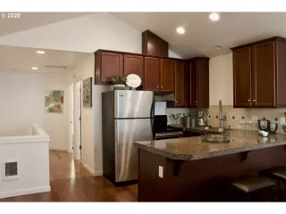 Photo #2: 20443811 Listing 