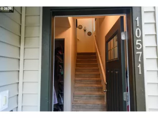 Photo #1: 20446598 Listing 