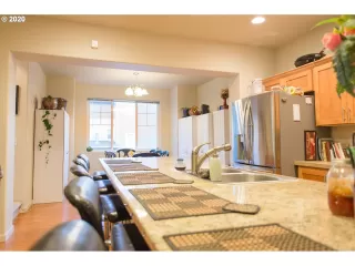Photo #3: 20446598 Listing 
