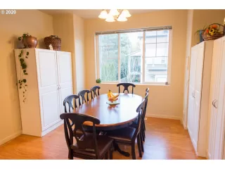 Photo #5: 20446598 Listing 