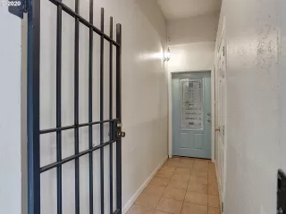 Photo #1: 20446838 Listing 