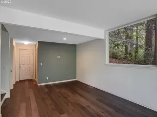 Photo #5: 20446838 Listing 