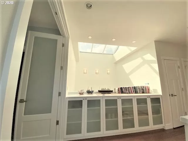 MLS: 20447232 Condo For Sale