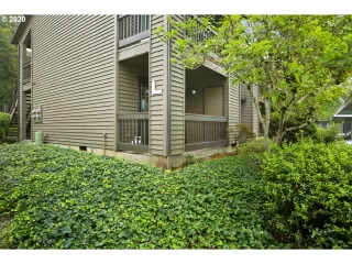 Photo #2: 20447407 Listing 