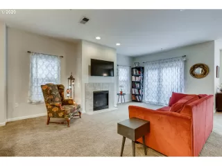 Photo #4: 20448371 Listing