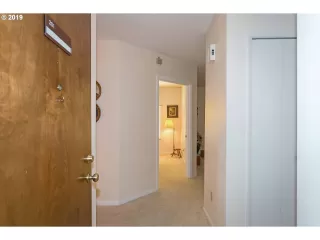 Photo #2: 20448821 Listing